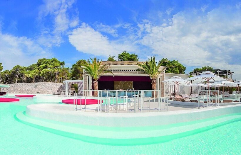 Отель Amadria Park Camping Sibenik Mobile Homes