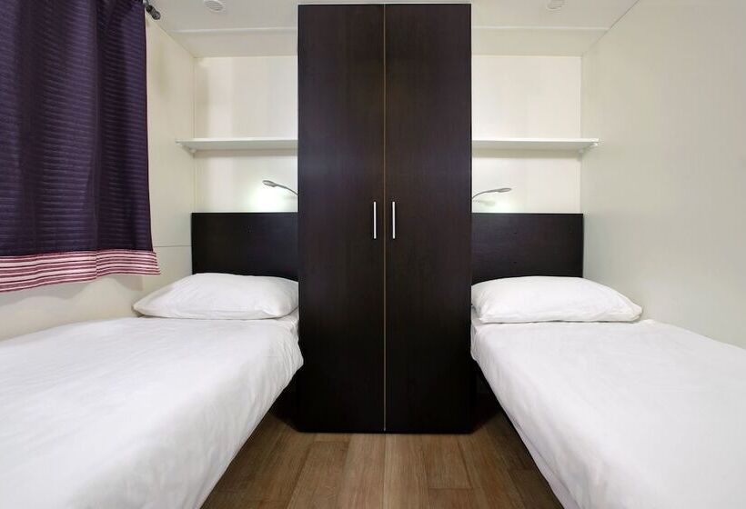 Отель Amadria Park Camping Sibenik Mobile Homes