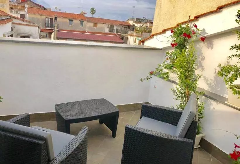 호텔 Sorrento Inn Funzionista