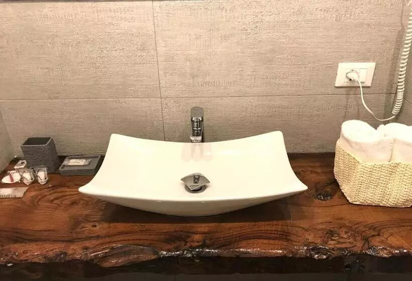 호텔 Sorrento Inn Funzionista