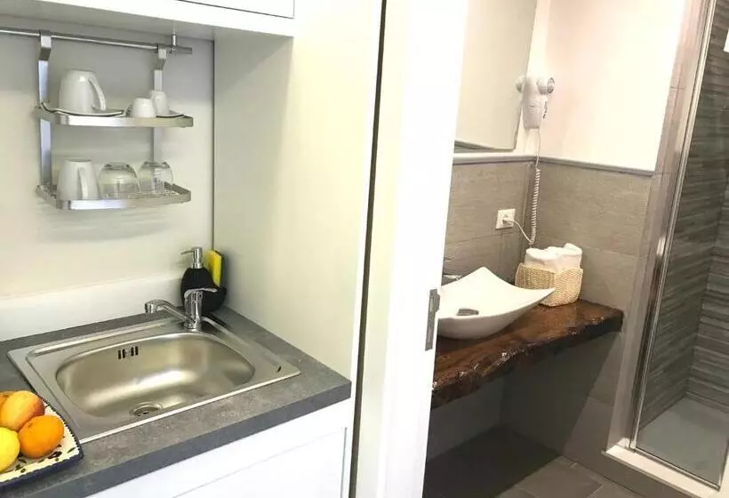 호텔 Sorrento Inn Funzionista