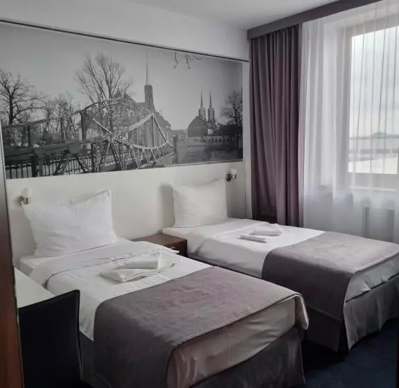 בית מלון כפרי Terminal