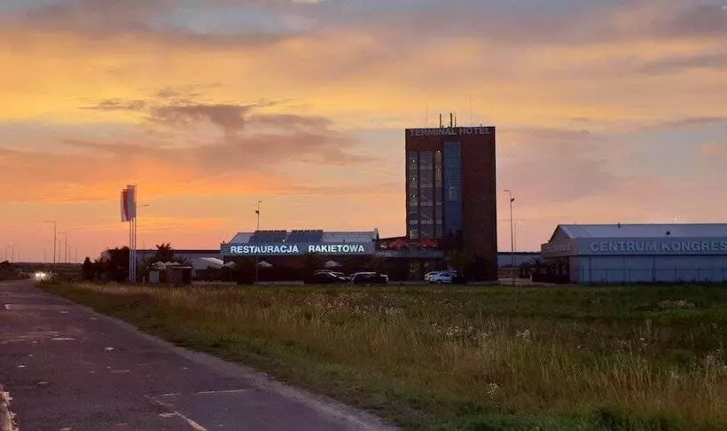 בית מלון כפרי Terminal