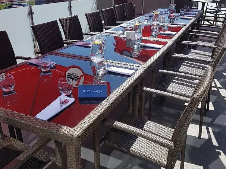 בית מלון כפרי Terminal