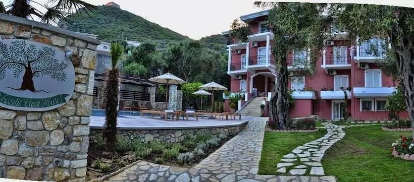 Отель Vassilis Guest House