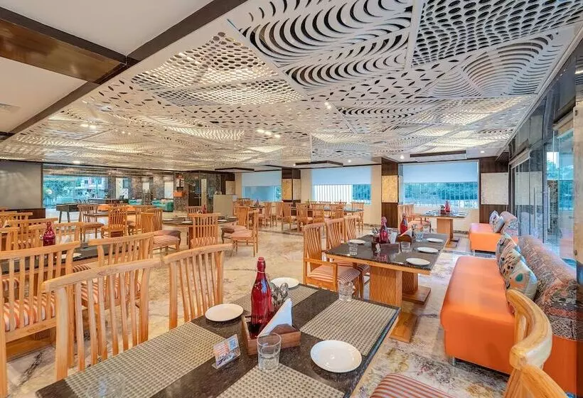 Hôtel Zone Connect By The Park,udaipur