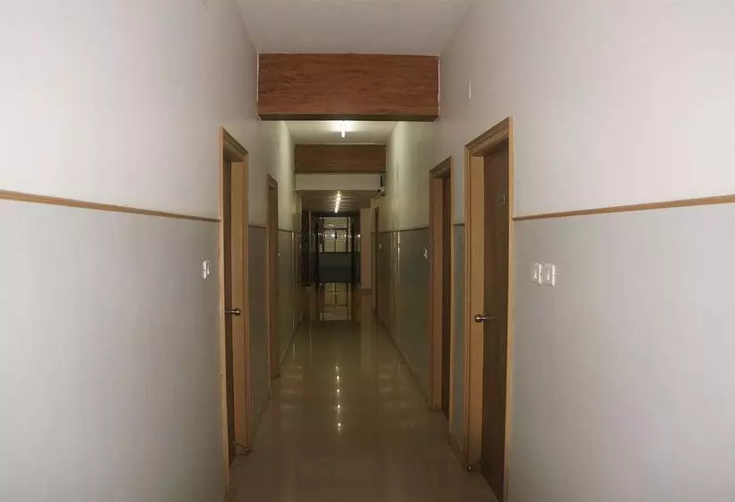 Capital O 4617 Lotels Serviced Apartment