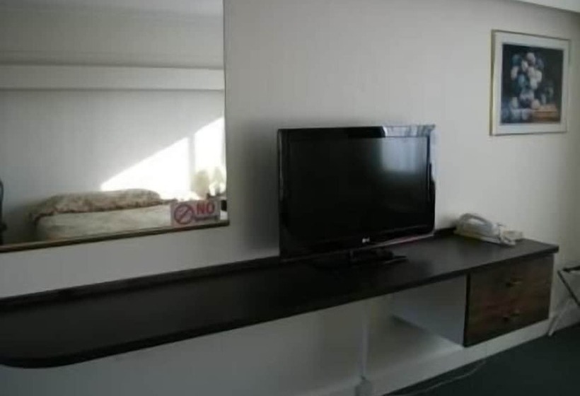 מוטל Braemar Motor Inn