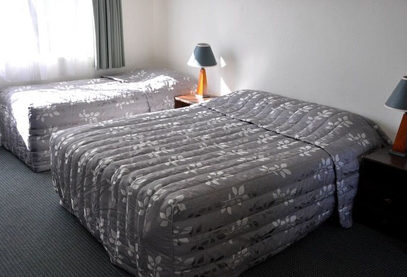 מוטל Braemar Motor Inn