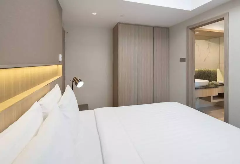 Park Avenue Clemenceau