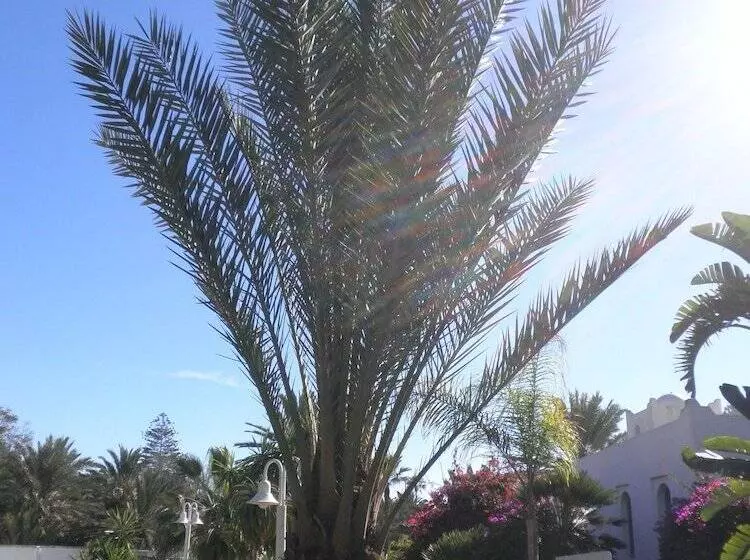 پانسیون Domaine De Launay Blot Resort, Demeure De Prestige