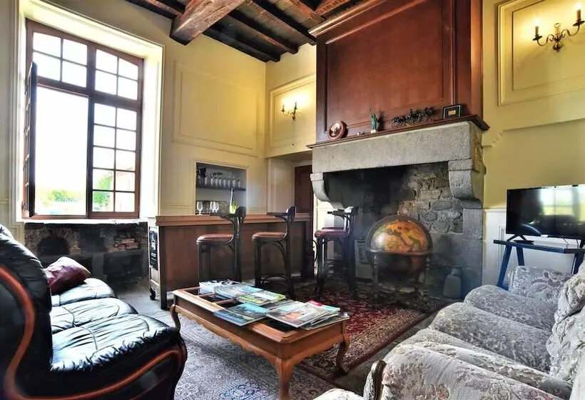 پانسیون Domaine De Launay Blot Resort, Demeure De Prestige