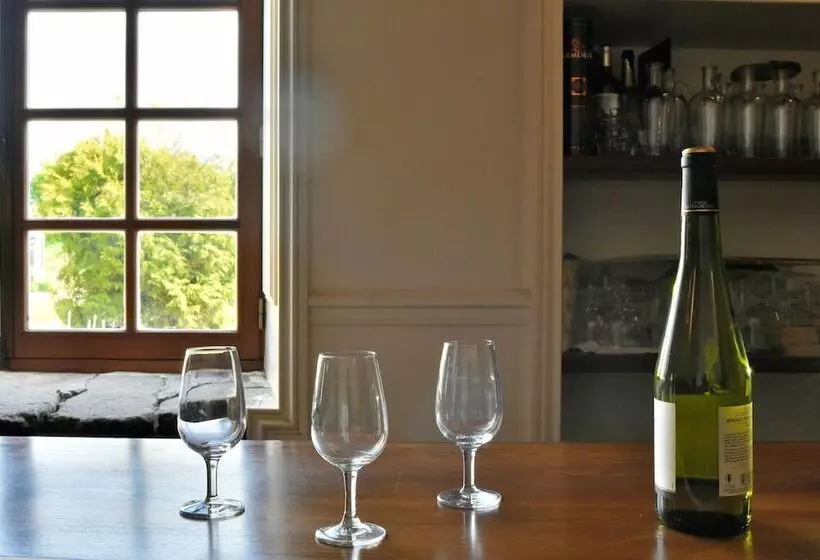 پانسیون Domaine De Launay Blot Resort, Demeure De Prestige