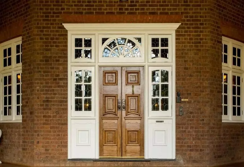 펜션 Petersons Armidale Winery And Guesthouse