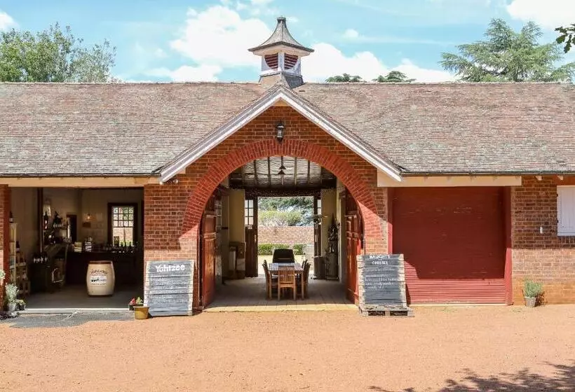 펜션 Petersons Armidale Winery And Guesthouse