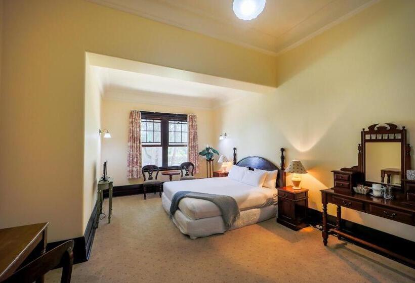 Pensão Petersons Armidale Winery And Guesthouse