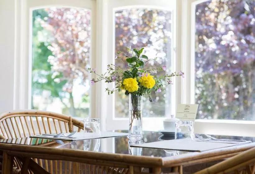 펜션 Petersons Armidale Winery And Guesthouse