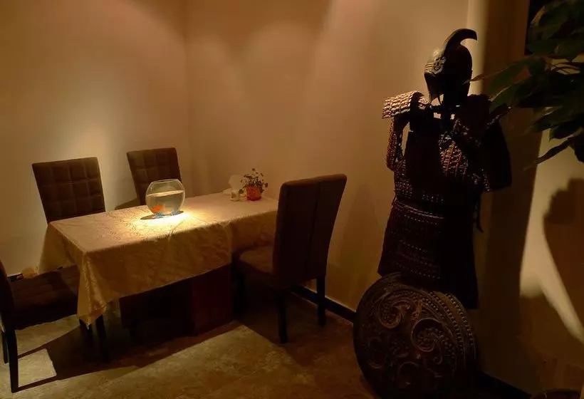 Hotelli Liuhe Courtyard