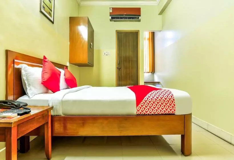 Hotel Collection O Vadapalani