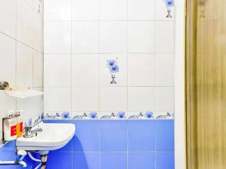 Hotel Collection O Vadapalani