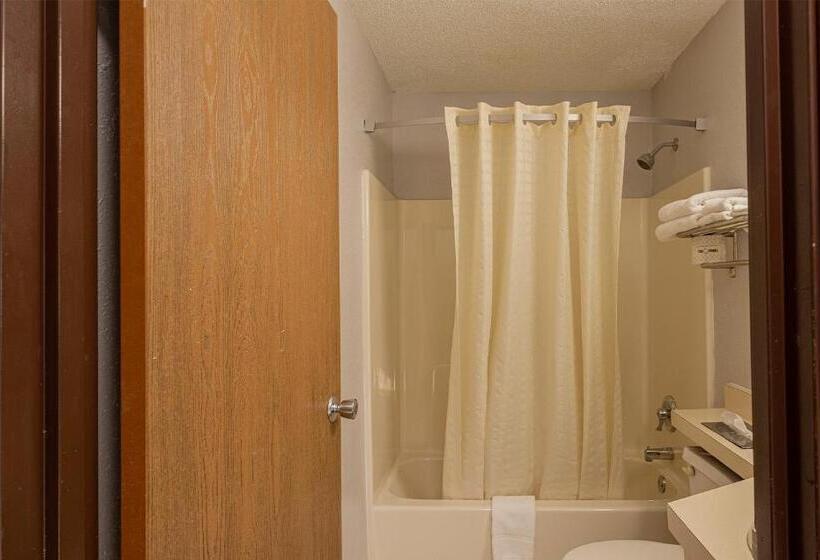 酒店 Coratel Inn & Suites By Jasper Hastings