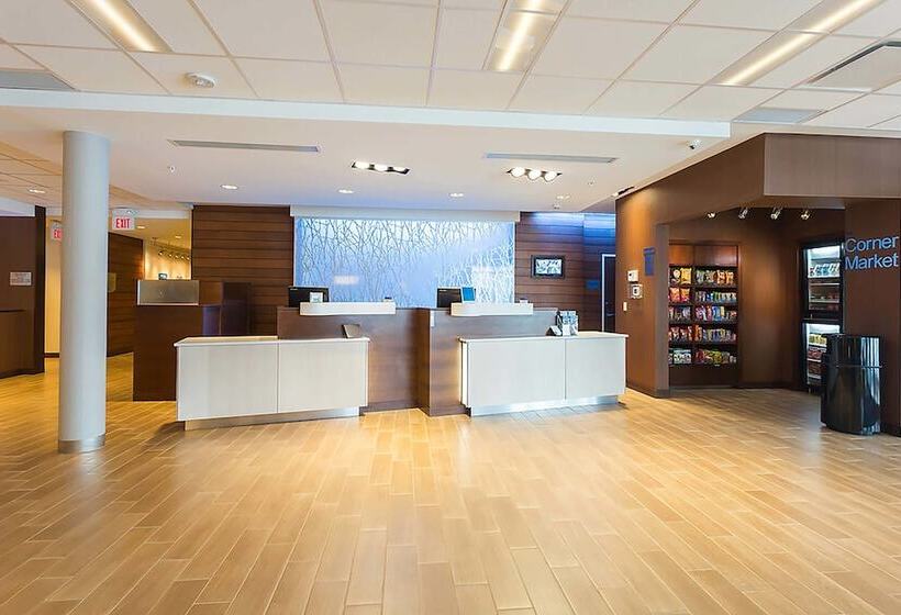 هتل Fairfield Inn & Suites By Marriott Jamestown