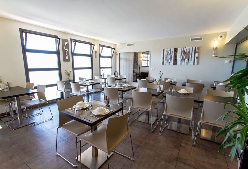 Forme Hotel & Spa Montpellier Sud Est   Parc Expositions   Arena