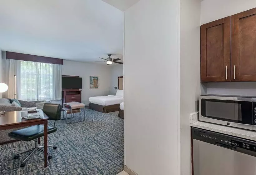 Hotel Homewood Suites By Hilton Atlanta/perimeter Center