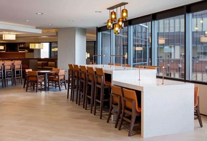 호텔 Hyatt House New Orleans Downtown