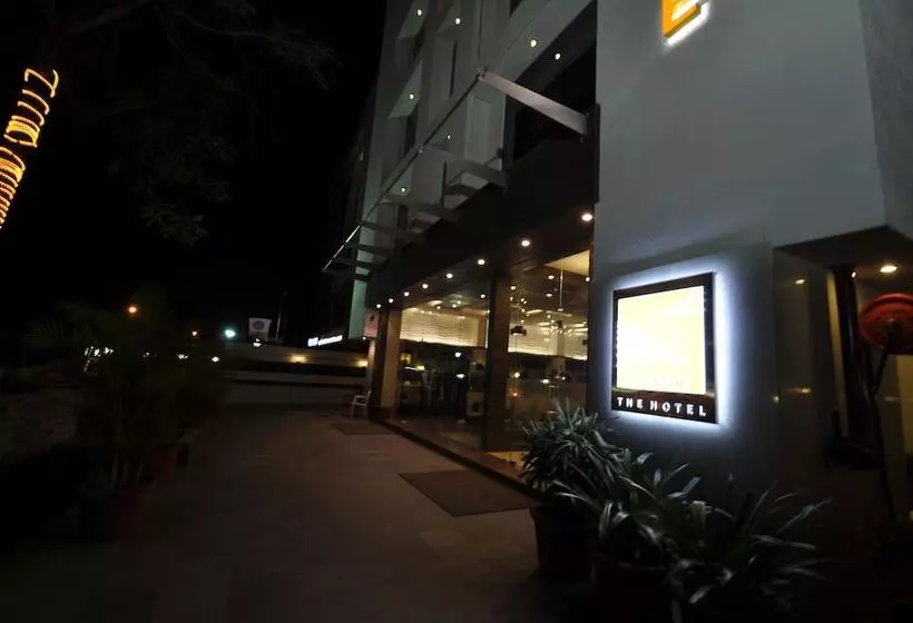 فندق Le Grande Residency Unmarried Couples Are Not Allowed