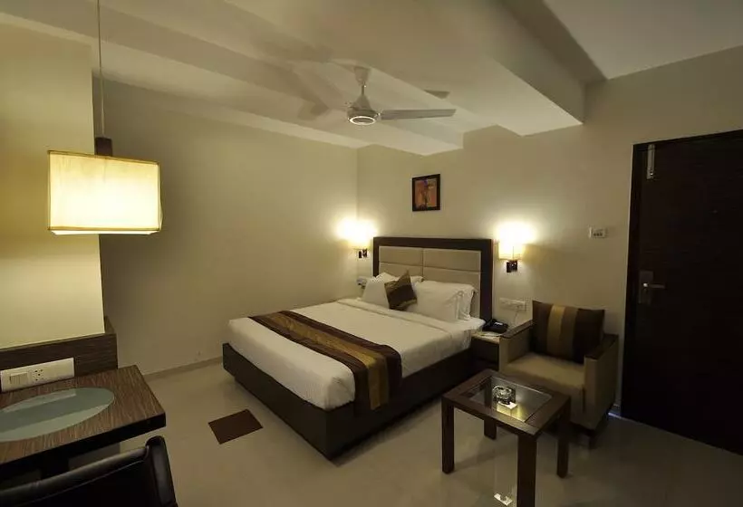 فندق Le Grande Residency Unmarried Couples Are Not Allowed