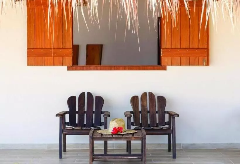 هتل Pousada Xalés De Maracaípe