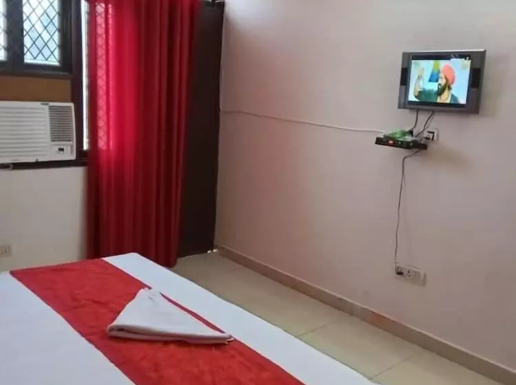 ホテル Queens Residency Gurgaon