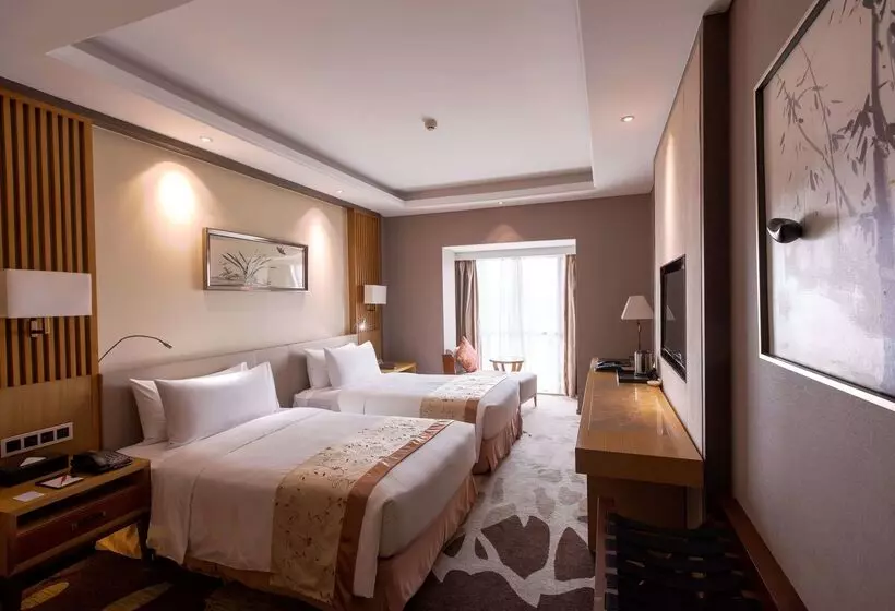Hotel Ramada Plaza By Wyndham Fuzhou South