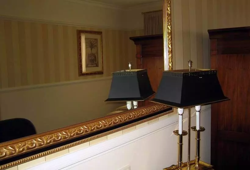 בית מלון כפרי Redearth