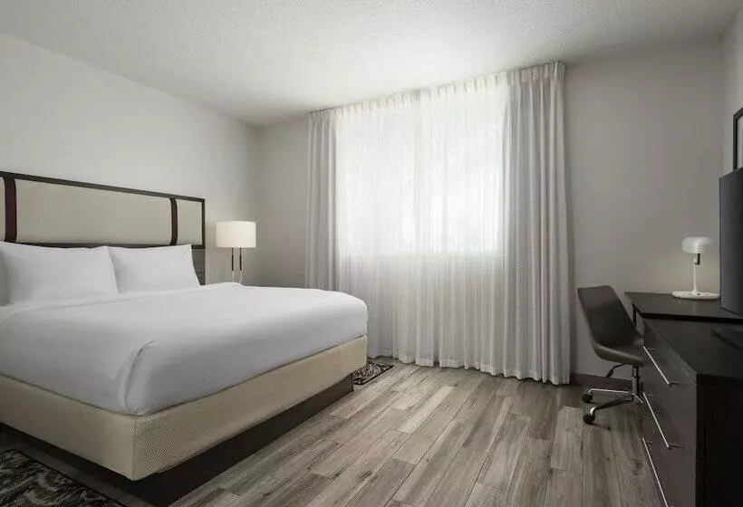 Отель Residence Inn By Marriott Miami Beach Surfside