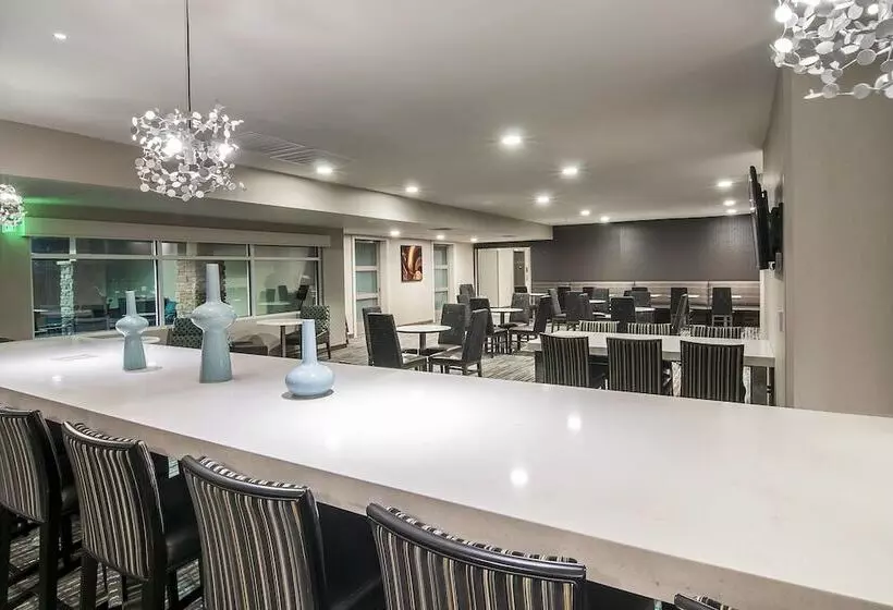 هتل Residence Inn By Marriott Rapid City