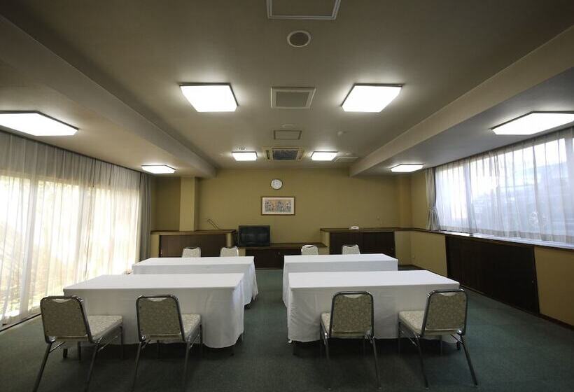 Отель Route Inn Court Uenohara