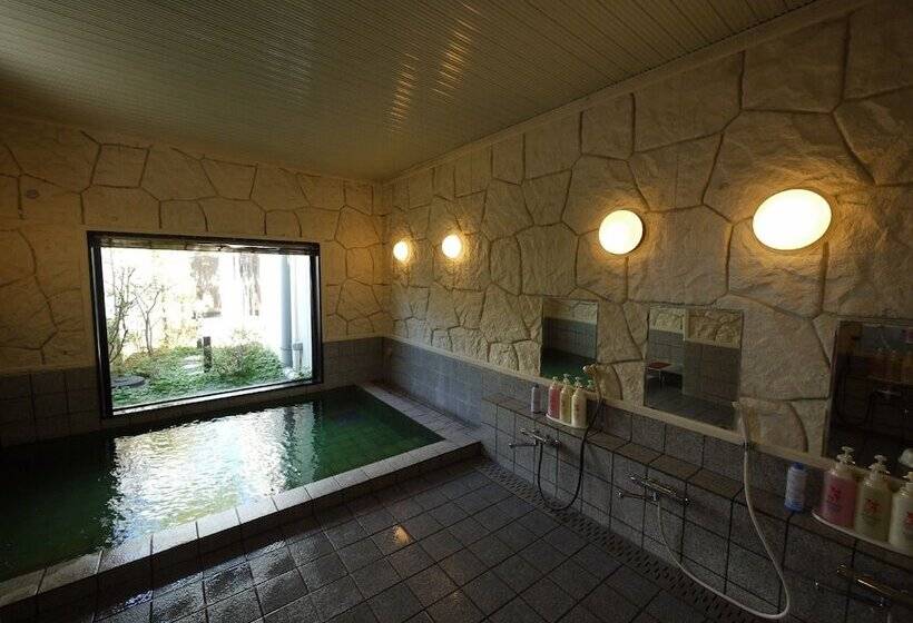 Отель Route Inn Court Uenohara