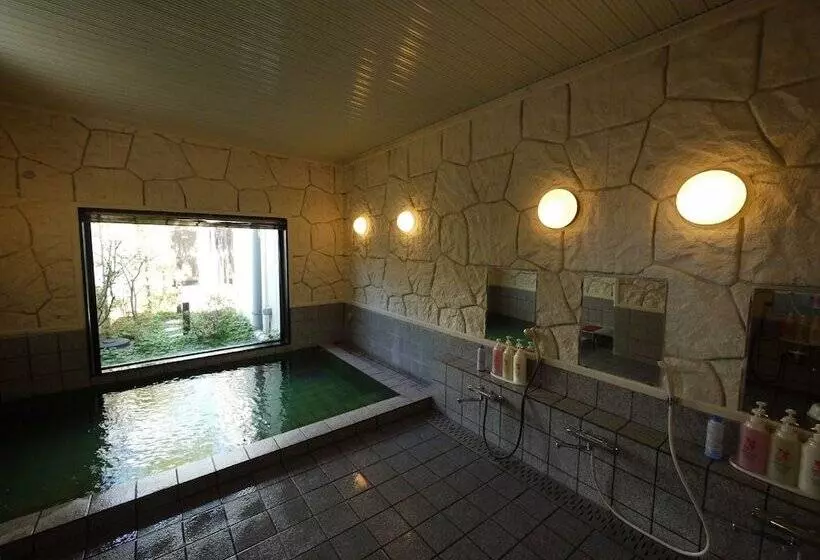 בית מלון כפרי Route Inn Court Uenohara