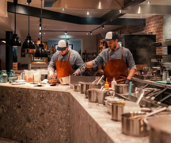 Отель Sendlhofer S