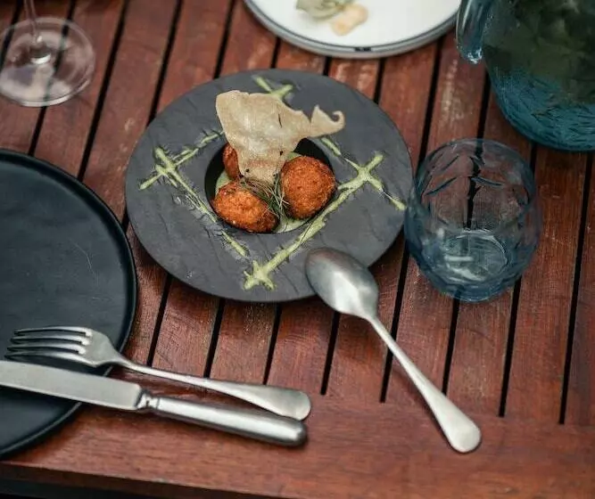 Отель Sendlhofer S