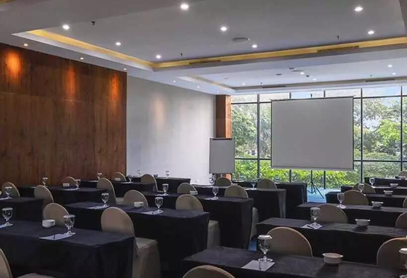 Veranda Hotel Pakubuwono