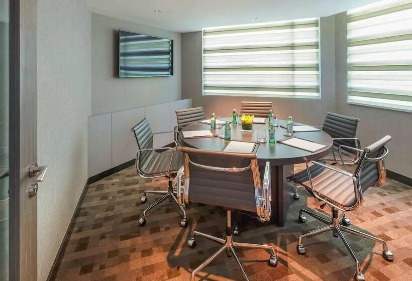 Novotel Manila Araneta City