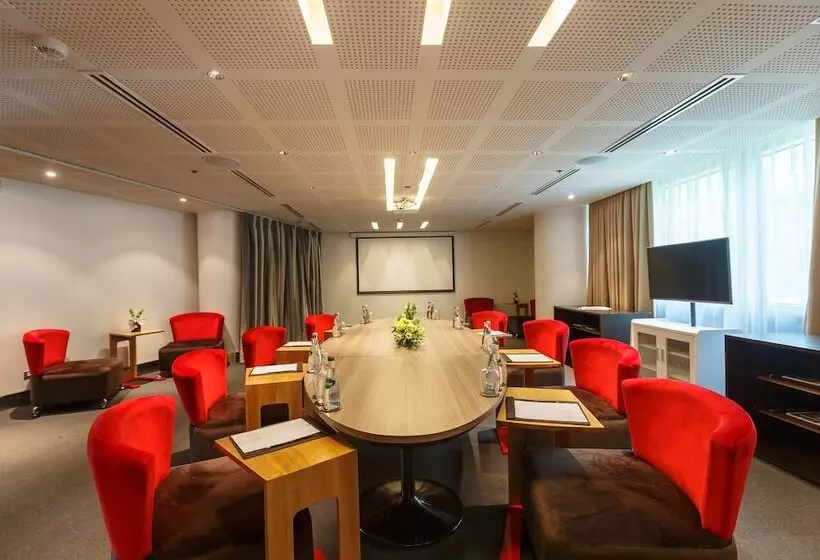 Novotel Manila Araneta City