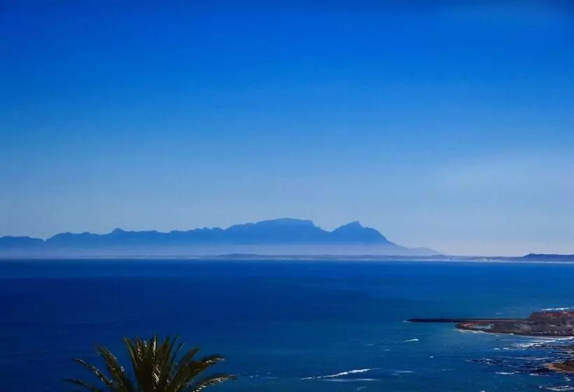 ペンション Chocolate Box Guesthouse