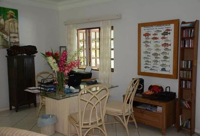 پانسیون Villa De Cerf Seychelles