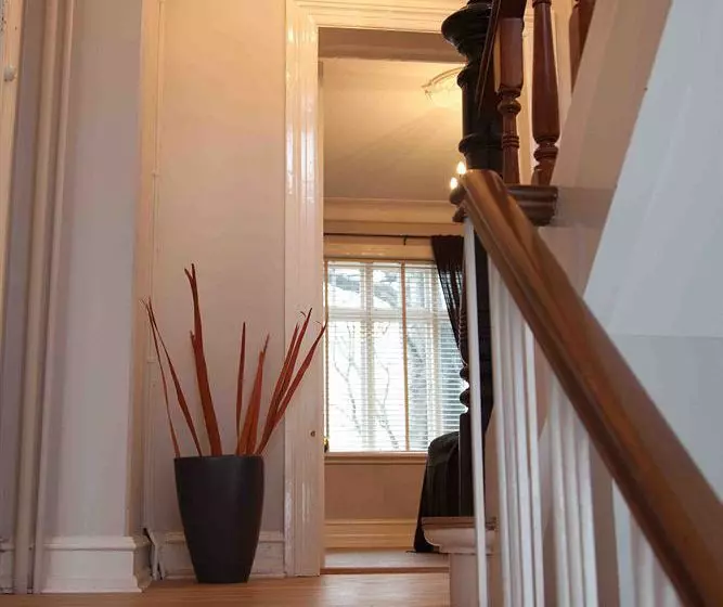 ペンション Skolabru Guesthouse