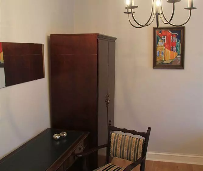 ペンション Skolabru Guesthouse