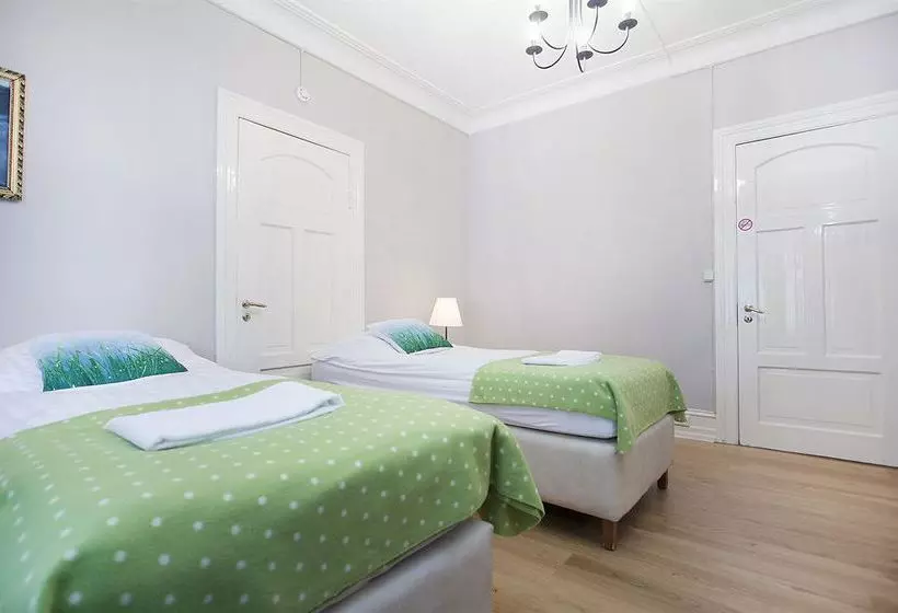 ペンション Skolabru Guesthouse